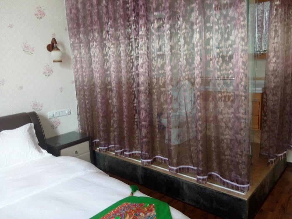 Shuanglang Jinxiangyuan Hotel Tali Suanglang Kültér fotó